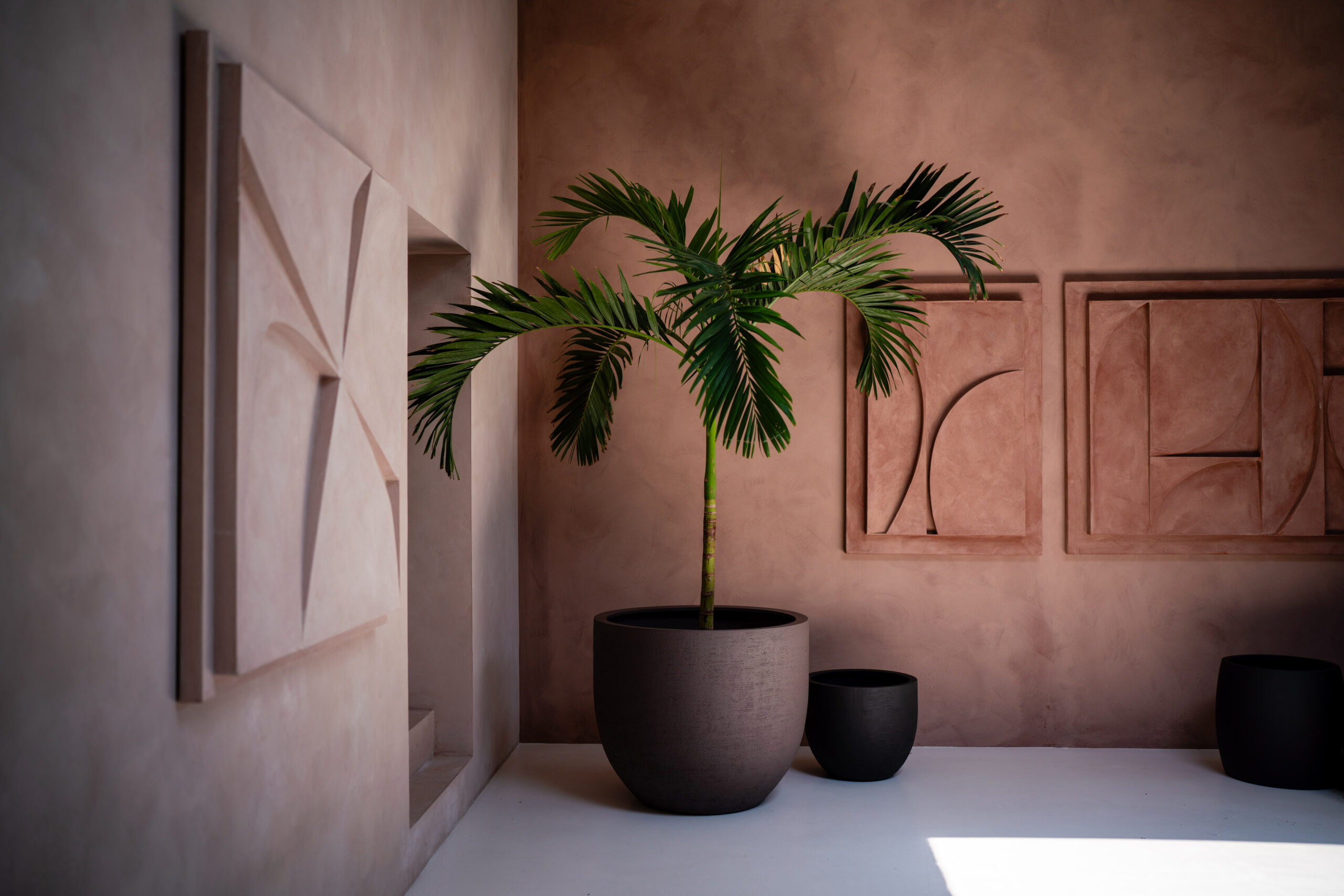 Terreno New Egg Pot - Ash Brown & Terreno New Egg Pot - Earth